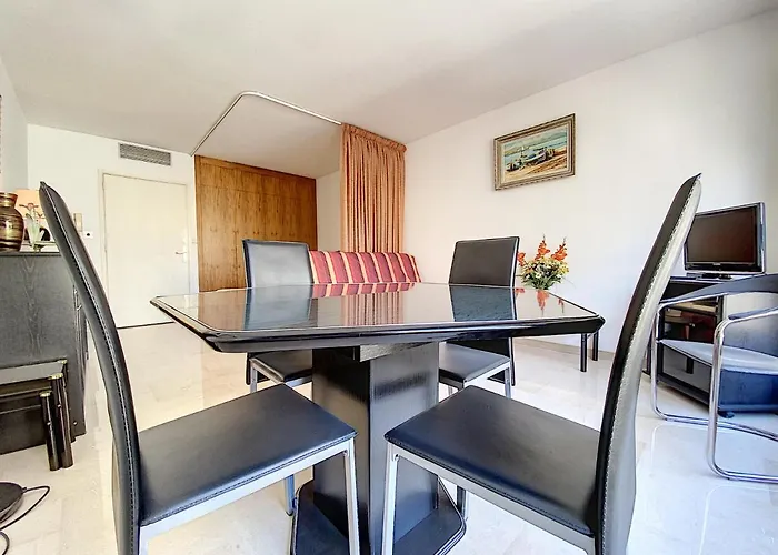 Gray D'albion Bon500 Διαμέρισμα *