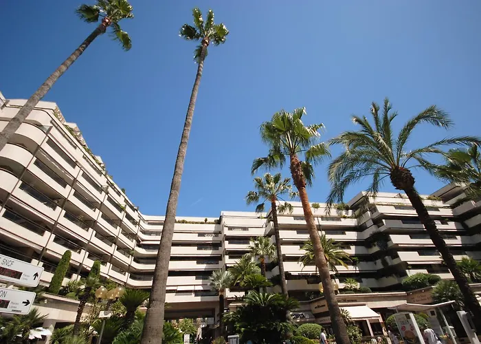 Gray D'albion Bon500 Διαμέρισμα *